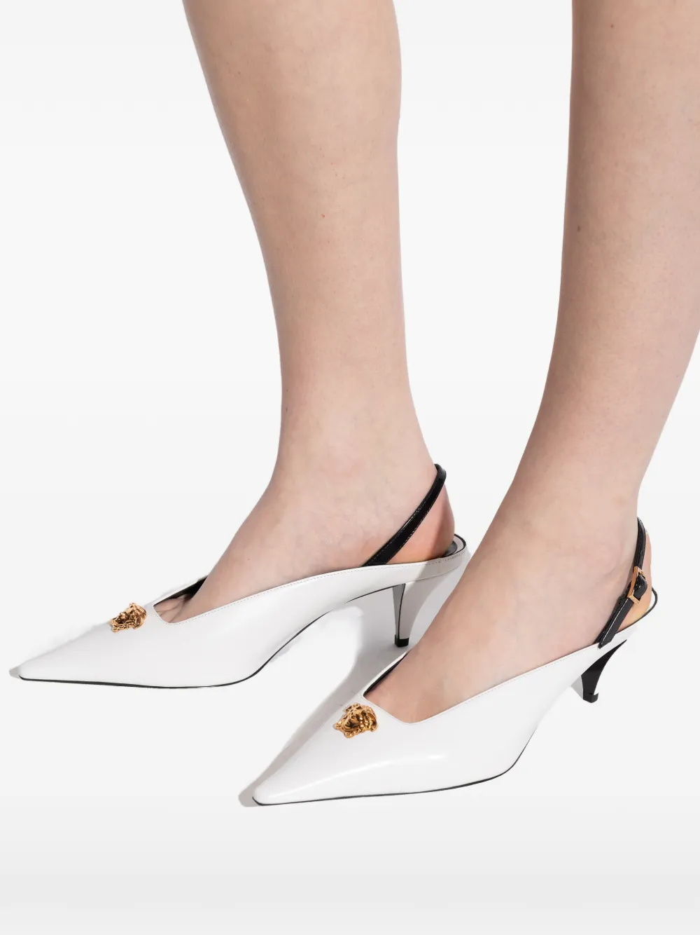 Versace 55mm Medusa leather pumps Wit