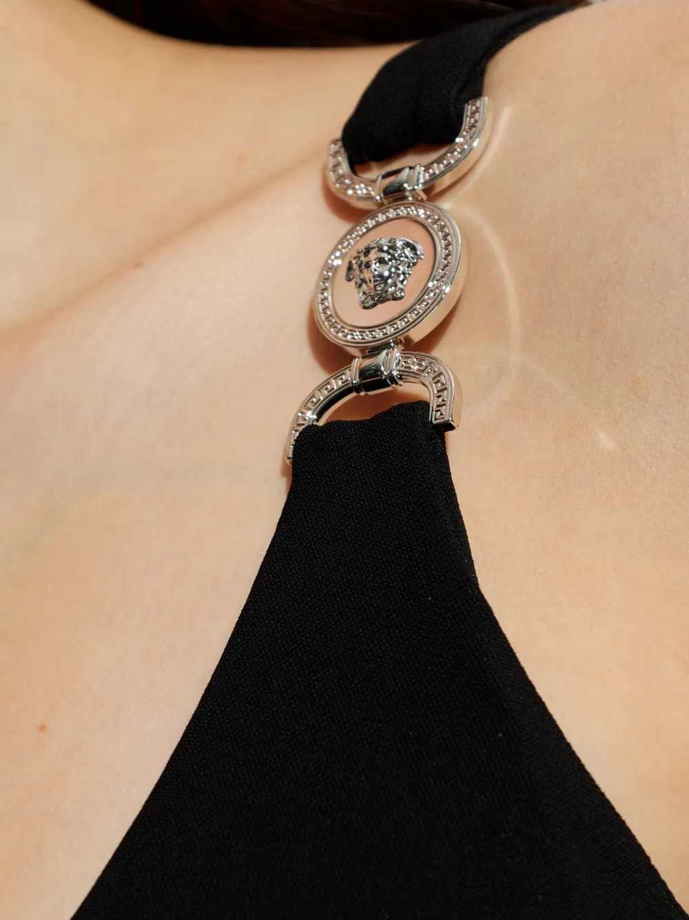 Versace Midi-jurk met Medusa-detail Zwart