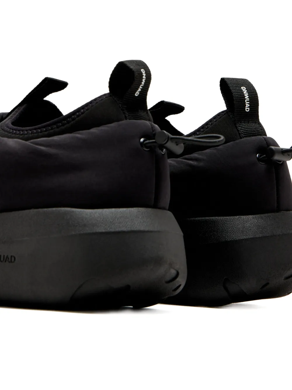 Onwuad 53mm Oli Quilted Sneakers In Black