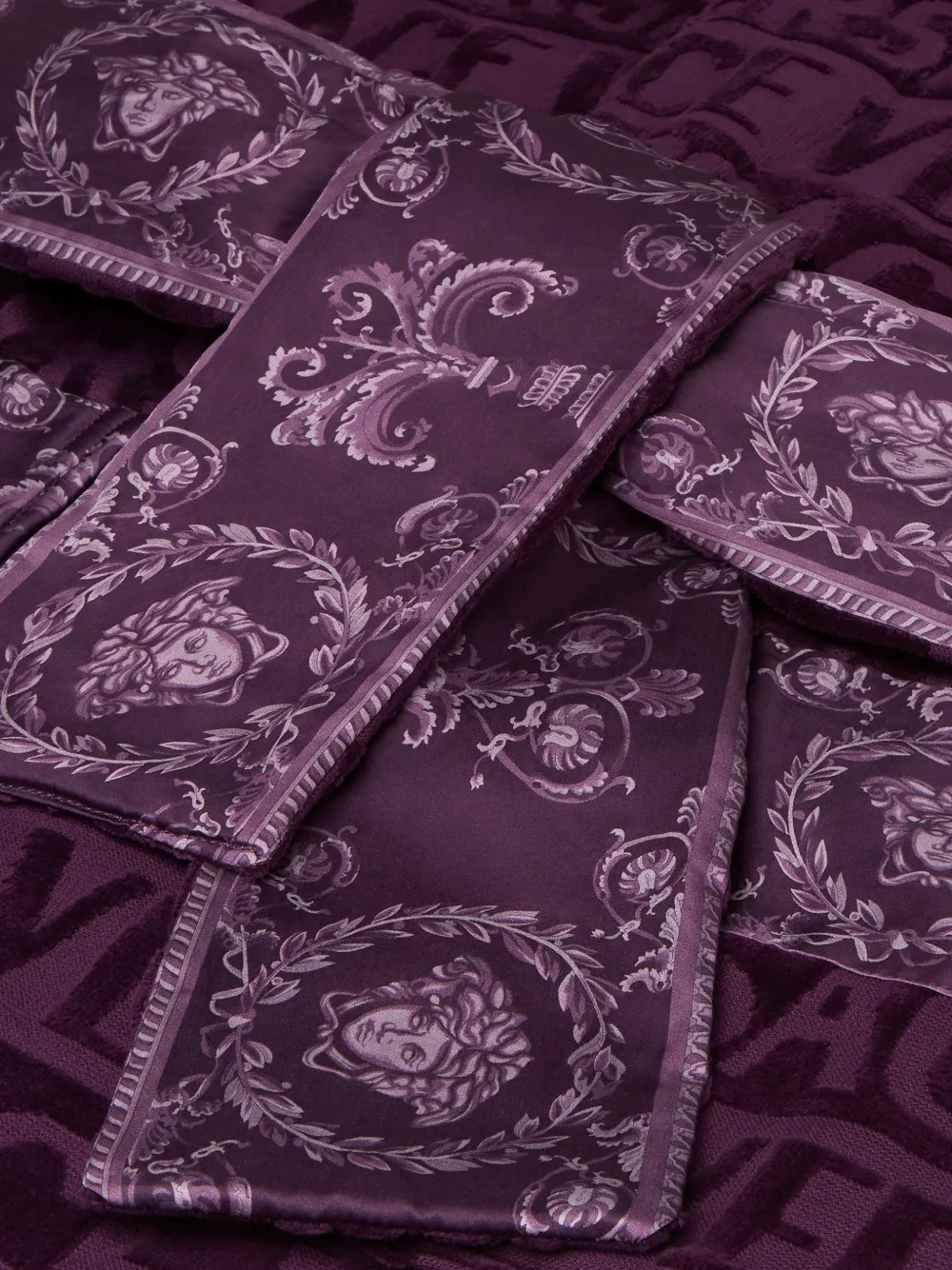  Versace Logo-print Belted Bathrobe - Purple 