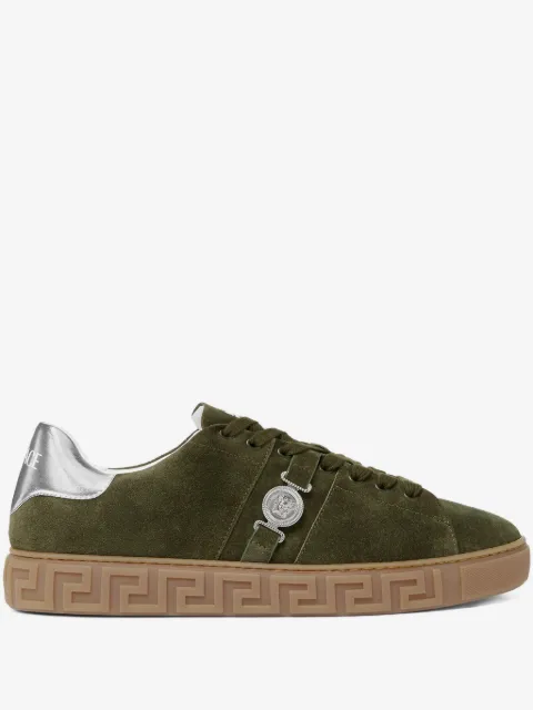 Versace Wildleder-Sneakers mit Greca-Detail
