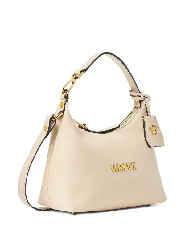 VERSACE メデューサ ショルダーバッグ シボ革 ゴールド金具 ベージュ Versace Versace Tag Nappa Shoulder Bag | Neutrals | FARFETCH ID