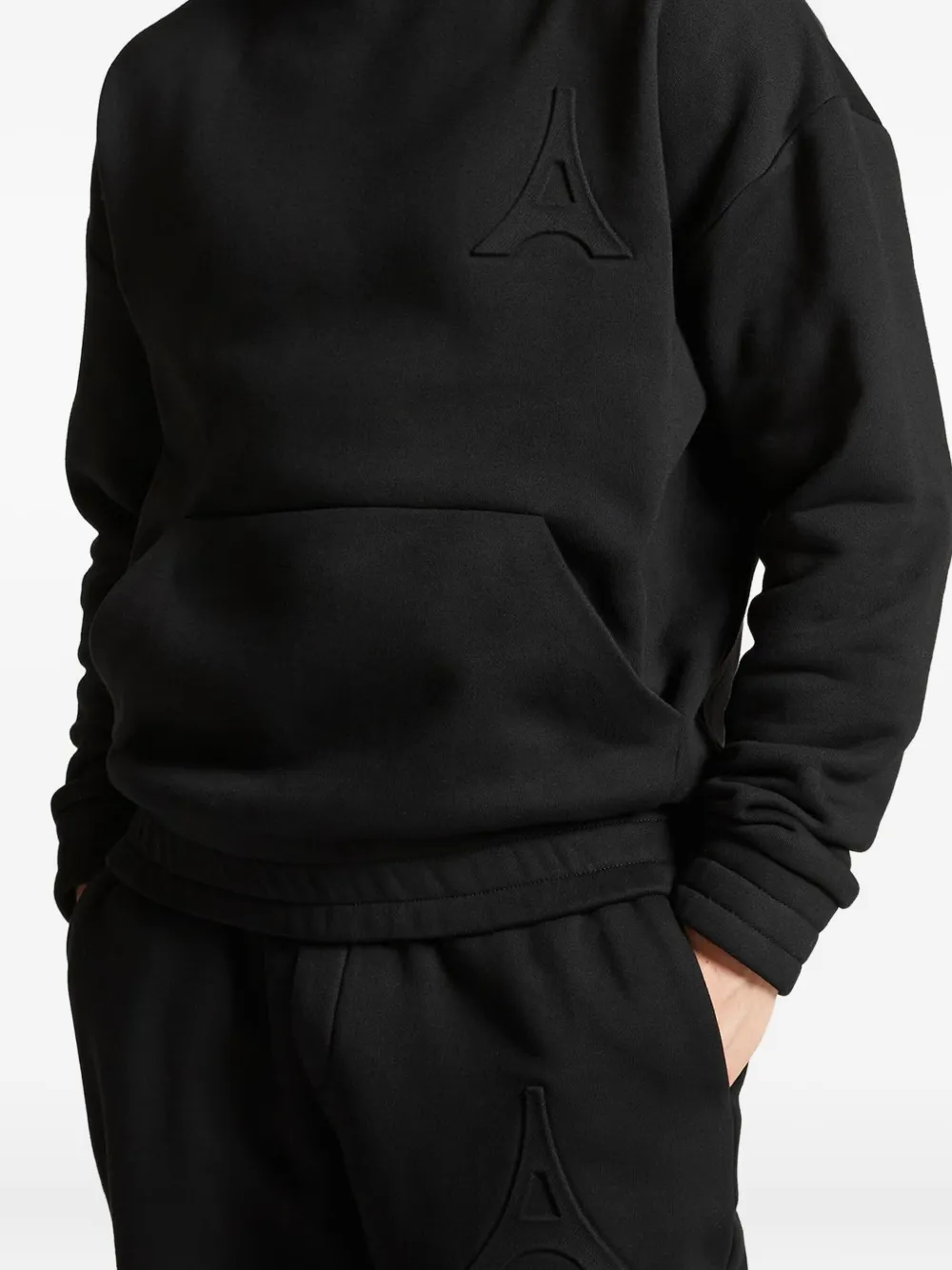 Manière De Voir Victor hoodie Zwart
