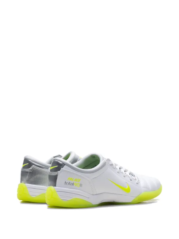 Nike x Palace Total 90 III スニーカー | ホワイト | FARFETCH JP