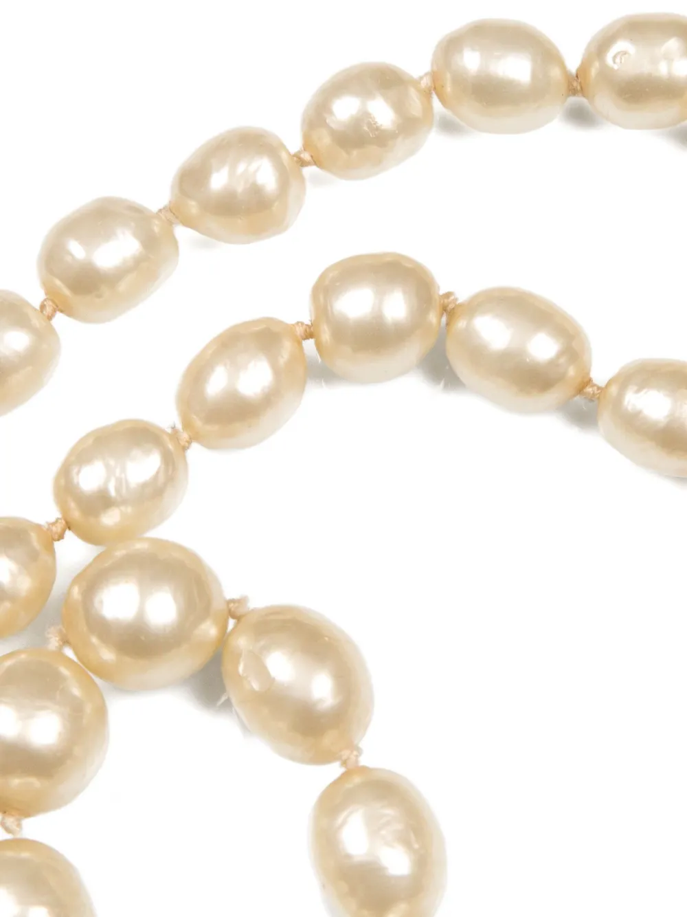 CHANEL Pre-owned 1984 Faux-pearls Sautoir Necklace In Neutral