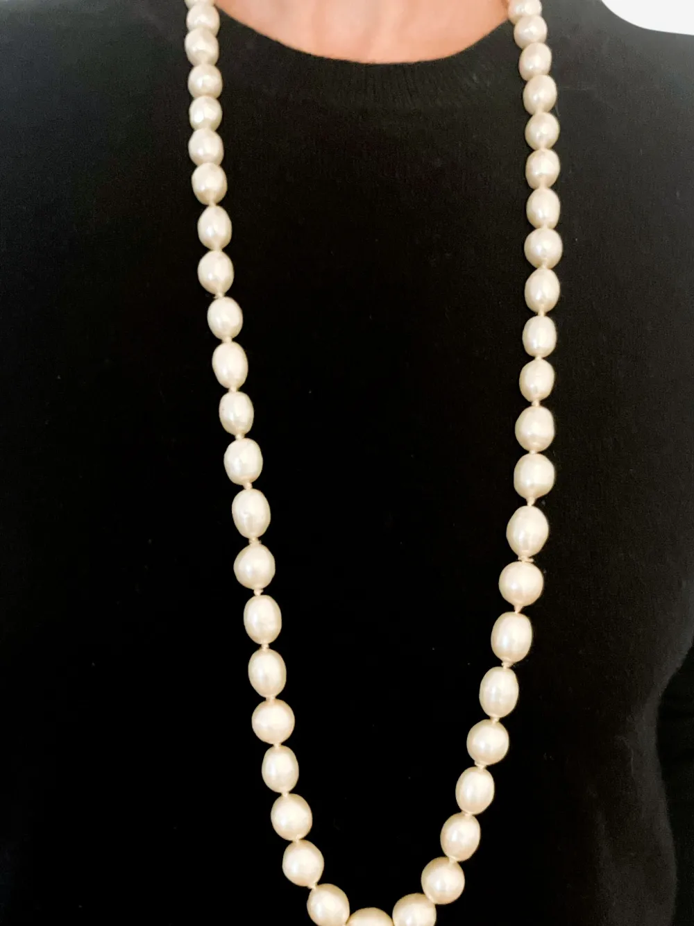 CHANEL Pre-Owned collar con perlas artificiales 1984 | Image 2