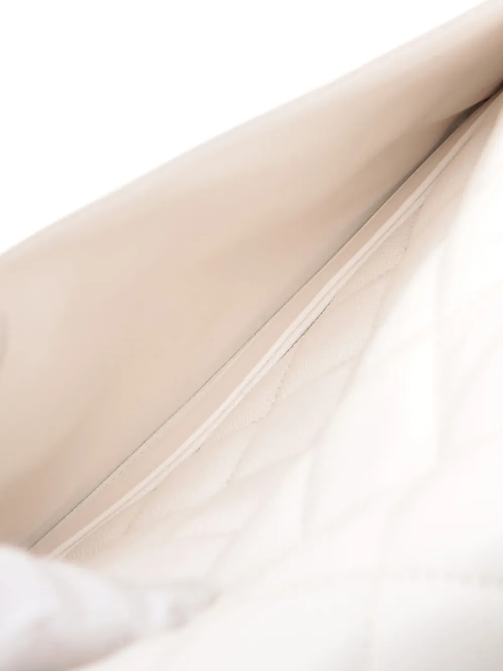 Pre-owned Chanel 2021-2025 Xxl Cc Quilted Caviar Single Flap Shoulder Bag In White