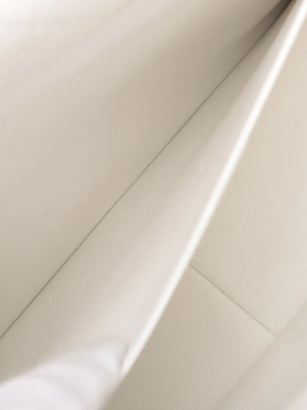 Pre-owned Chanel 2021-2025 Xxl Cc Quilted Caviar Single Flap Shoulder Bag In White