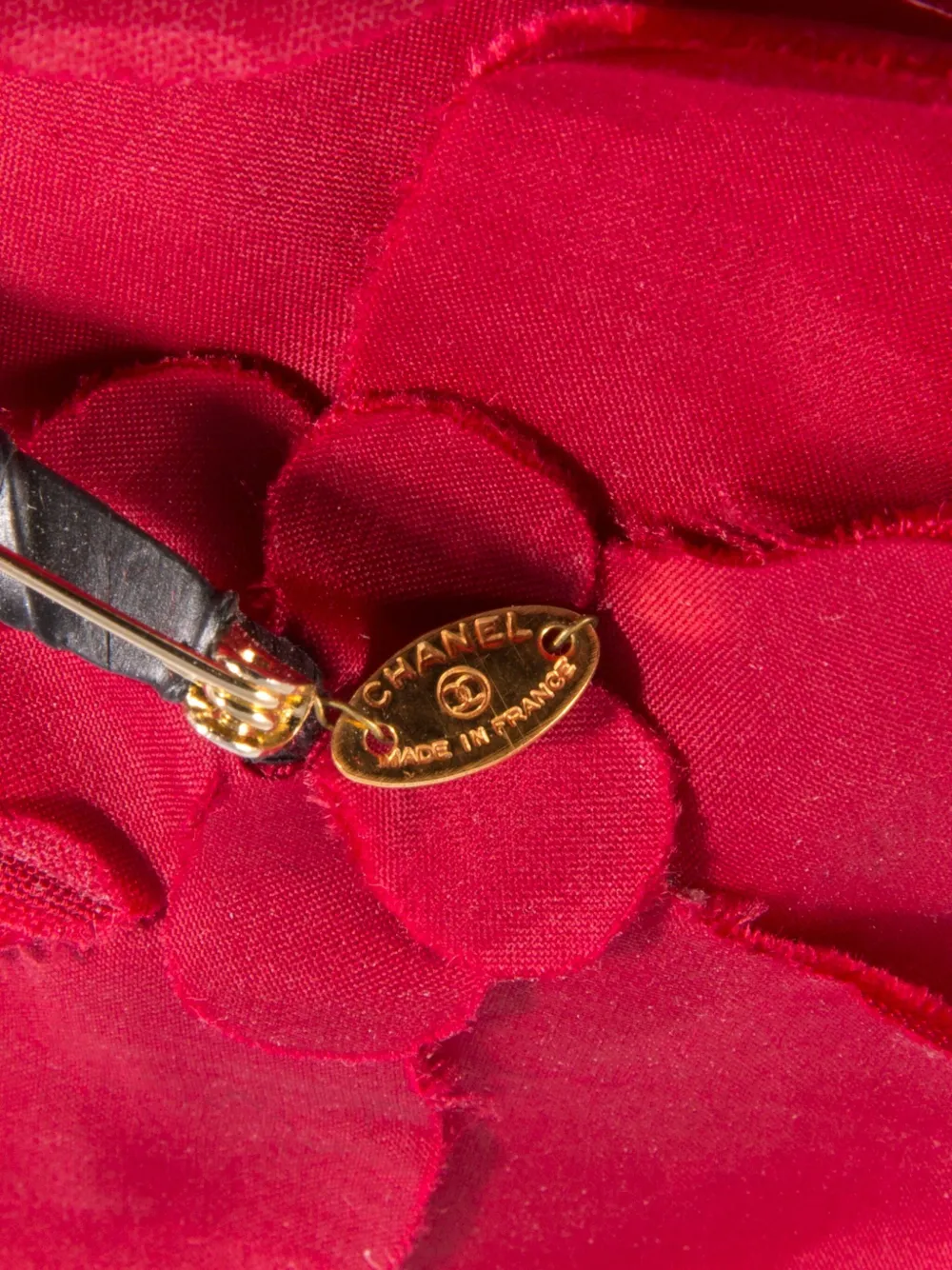 CHANEL Pre-owned 2000s Camelia Brooch In Red