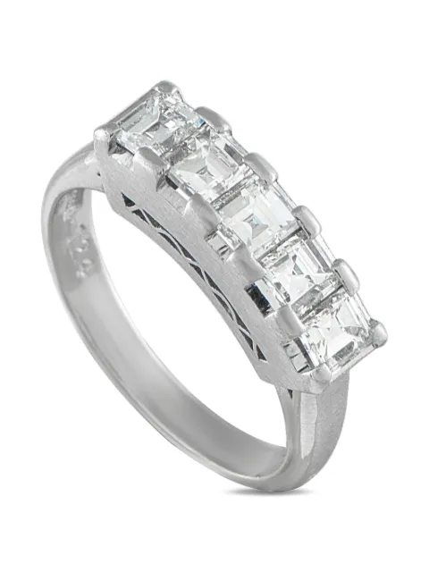 LB Exclusive platinum diamond ring