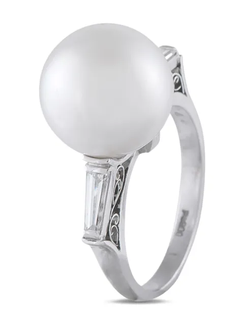LB Exclusive platinum diamond pearl ring