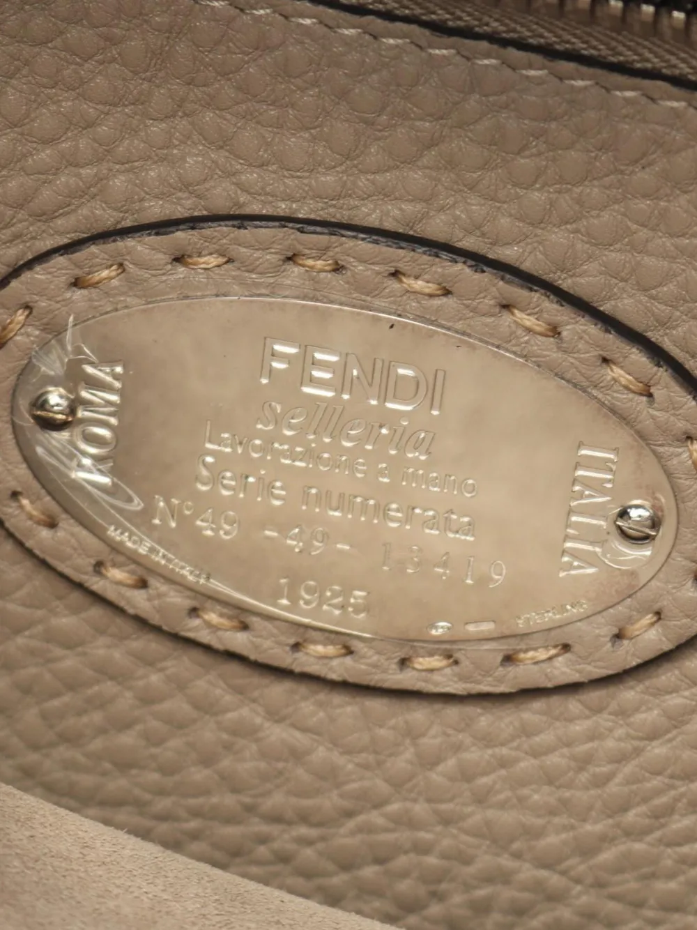 Pre-owned Fendi 2000-2010 Medium Leather Selleria Peekaboo Iconic Satchel In Brown