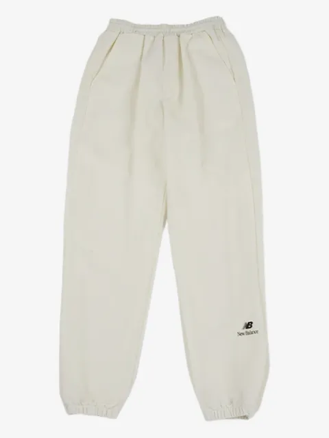New Balance pants con motivo del logo