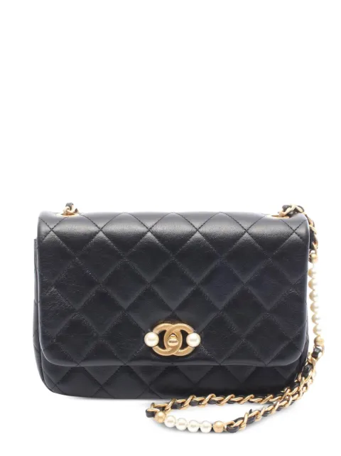 CHANEL Pre-Owned 2021-2025 CC Quilted Lambskin Pearl Single Flap crossbody bag