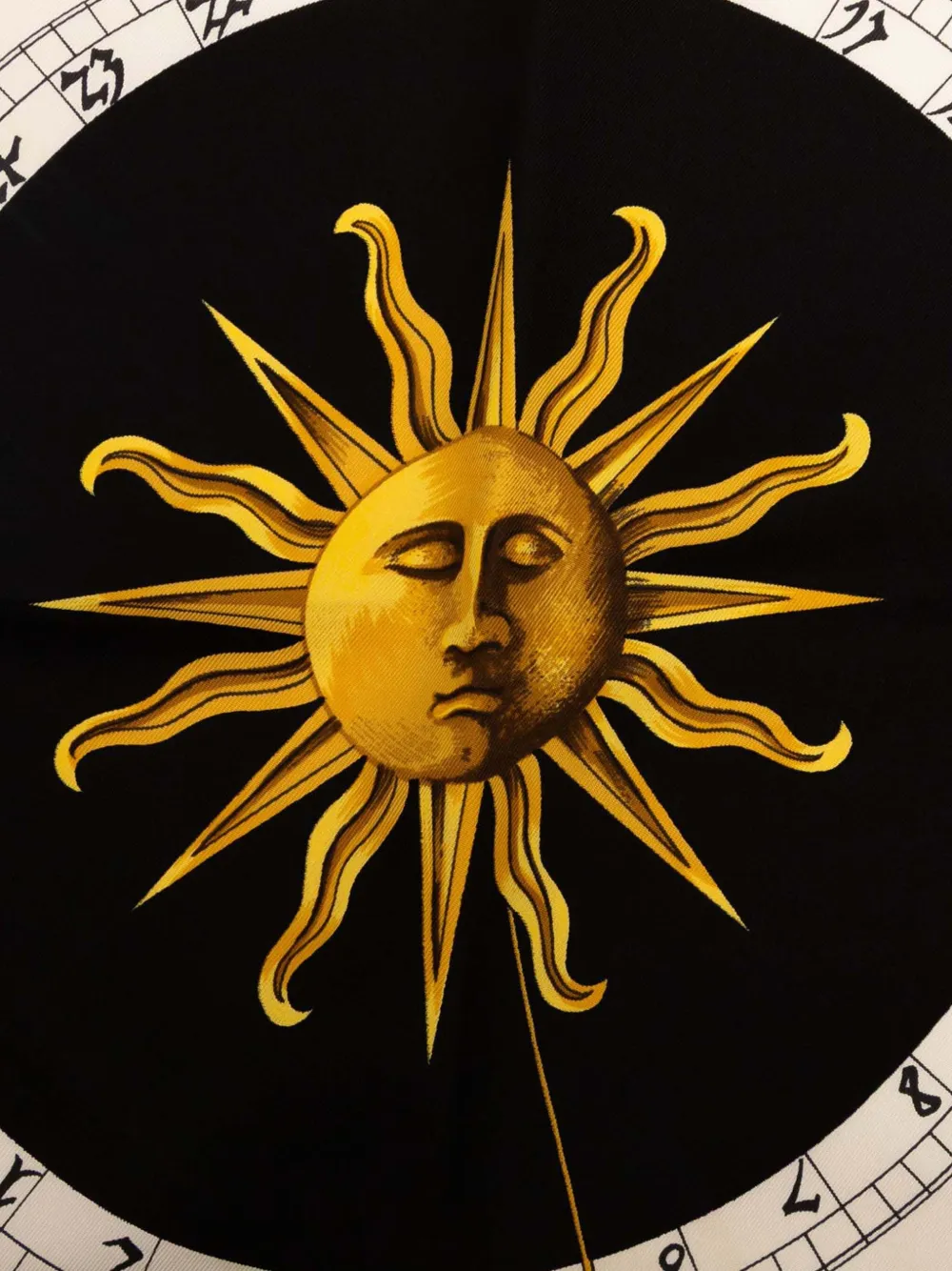 Hermès Pre-Owned Foulard Astrologie Dies et Hore 90 in seta 2000-2025 | nero | Image 1