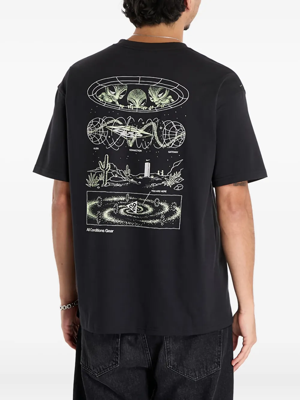 Nike ACG T-shirt met grafische print Zwart