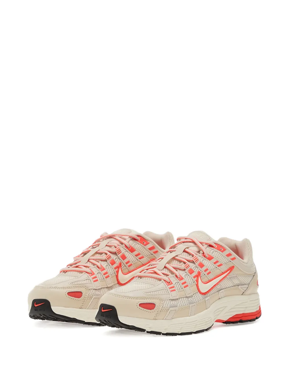 Nike P-6000 sneakers met vlakken Beige