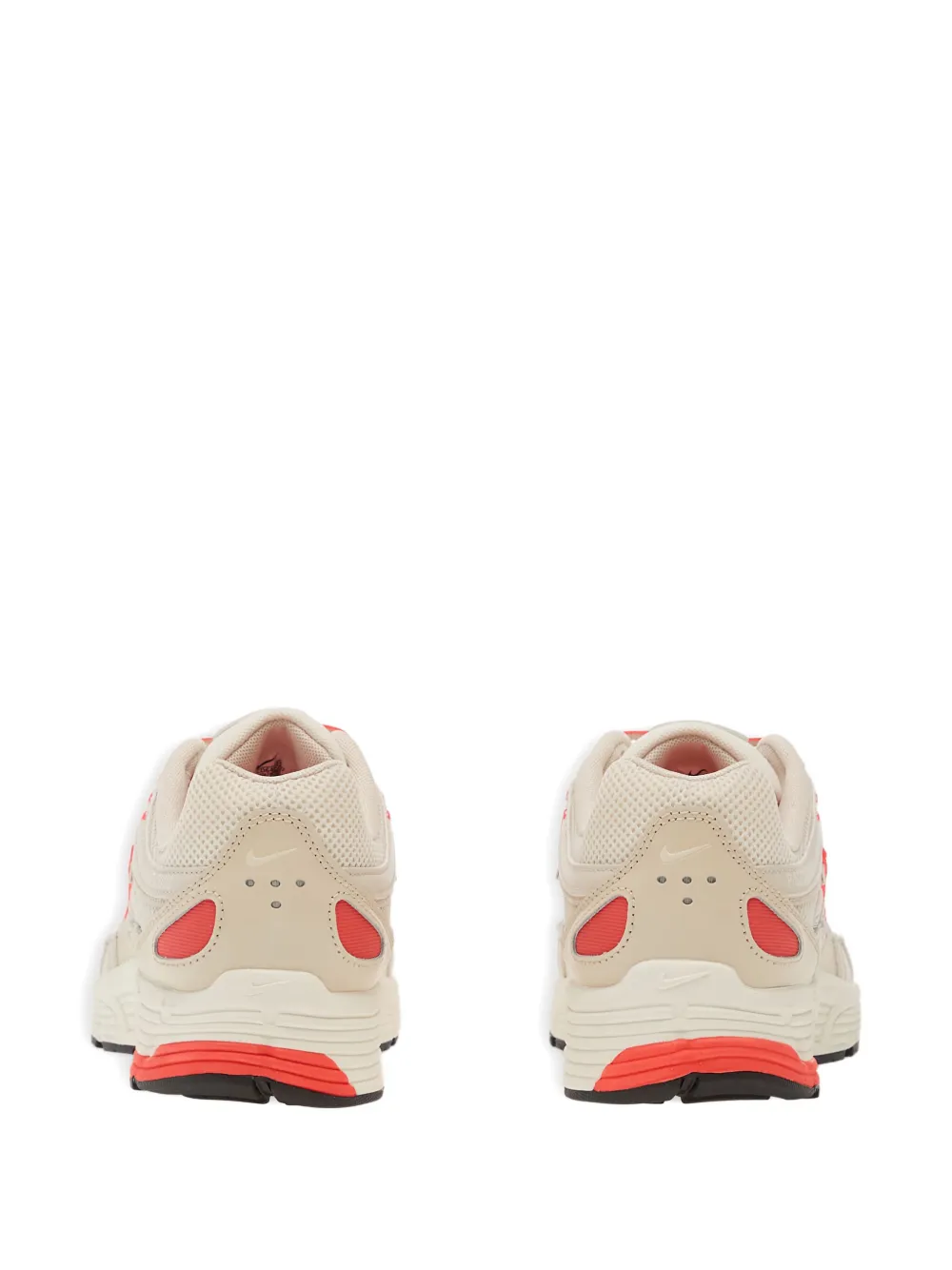 Nike P-6000 sneakers met vlakken Beige