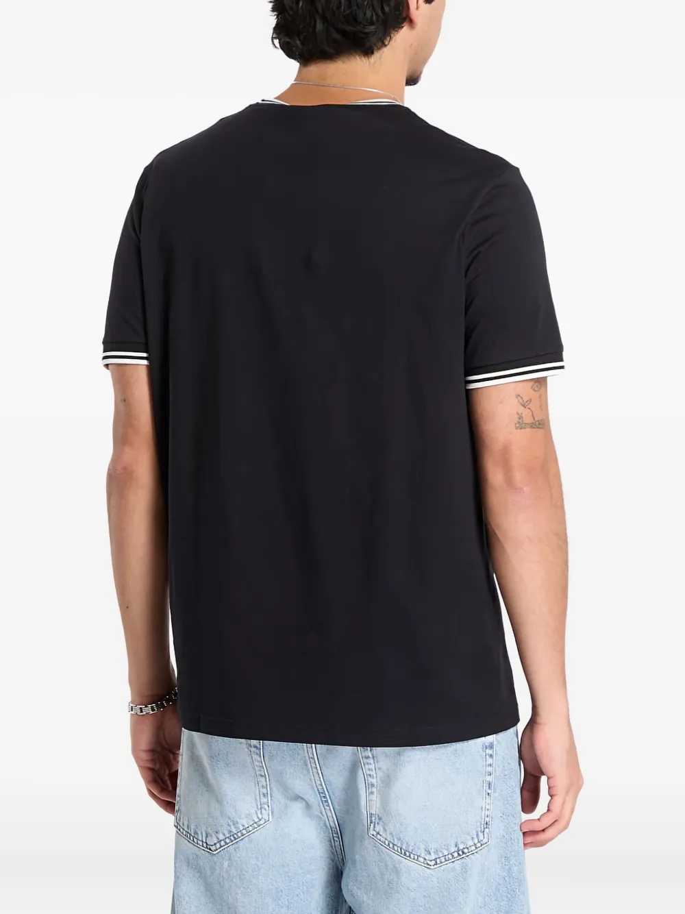 Fred Perry Katoenen T-shirt met gestreepte hals Zwart