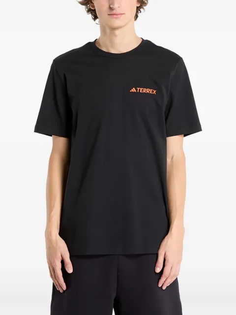 adidas playera Terrex