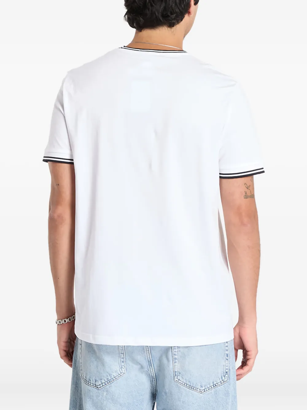 Fred Perry Katoenen T-shirt met gestreepte hals Wit