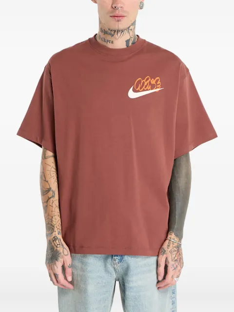 Nike swoosh graphic T-shirt