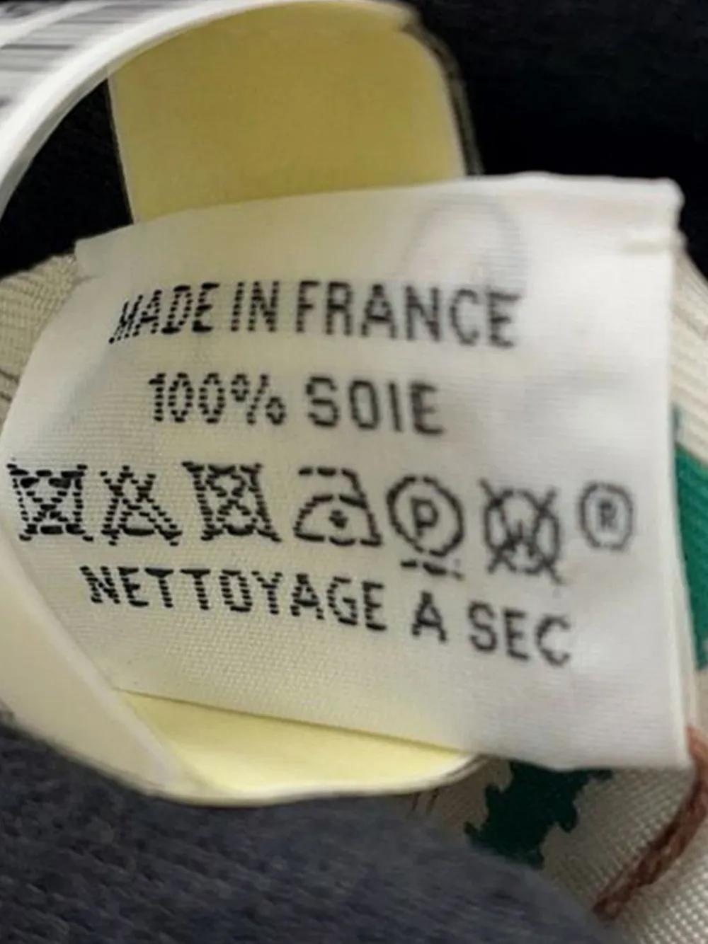 HERMES Pre-owned 2025 Le Philateliste Du Faubourg Silk Twilly Scarf Scarves In White