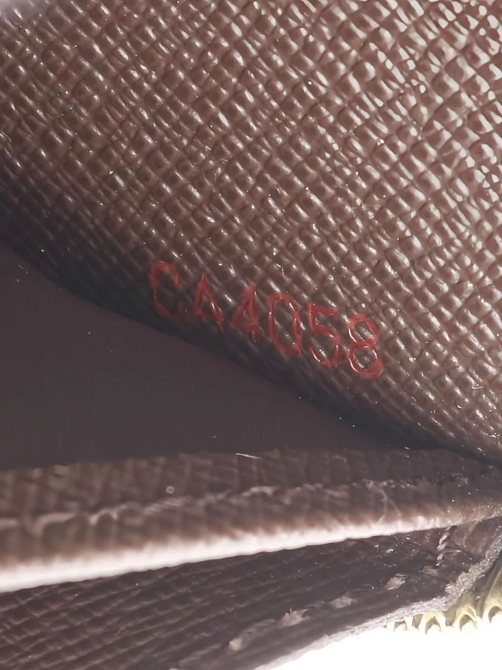 LOUIS VUITTON Pre-owned 2008 Damier Ebene Zippy Wallet In Brown