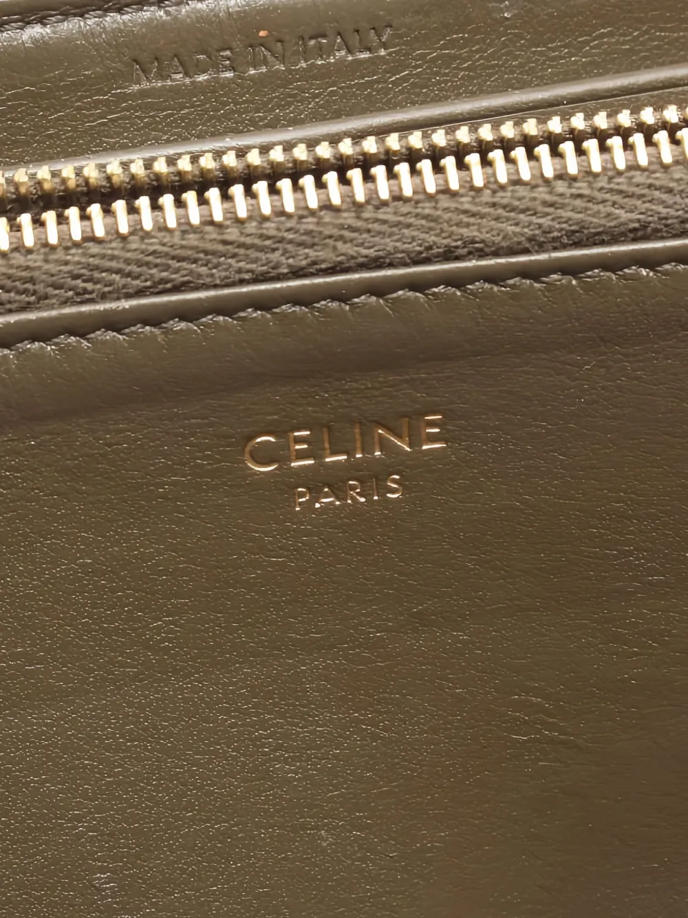 Pre-owned Celine 2010s Zip-around Leather Wallet In Brown
