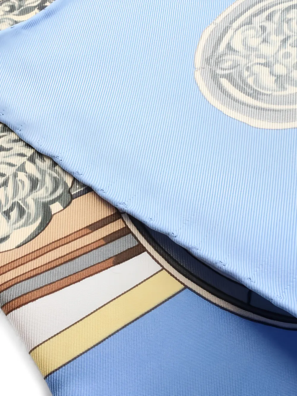 Hermès Pre-Owned 2010s 90 Sanssoucy scarf | Image 2