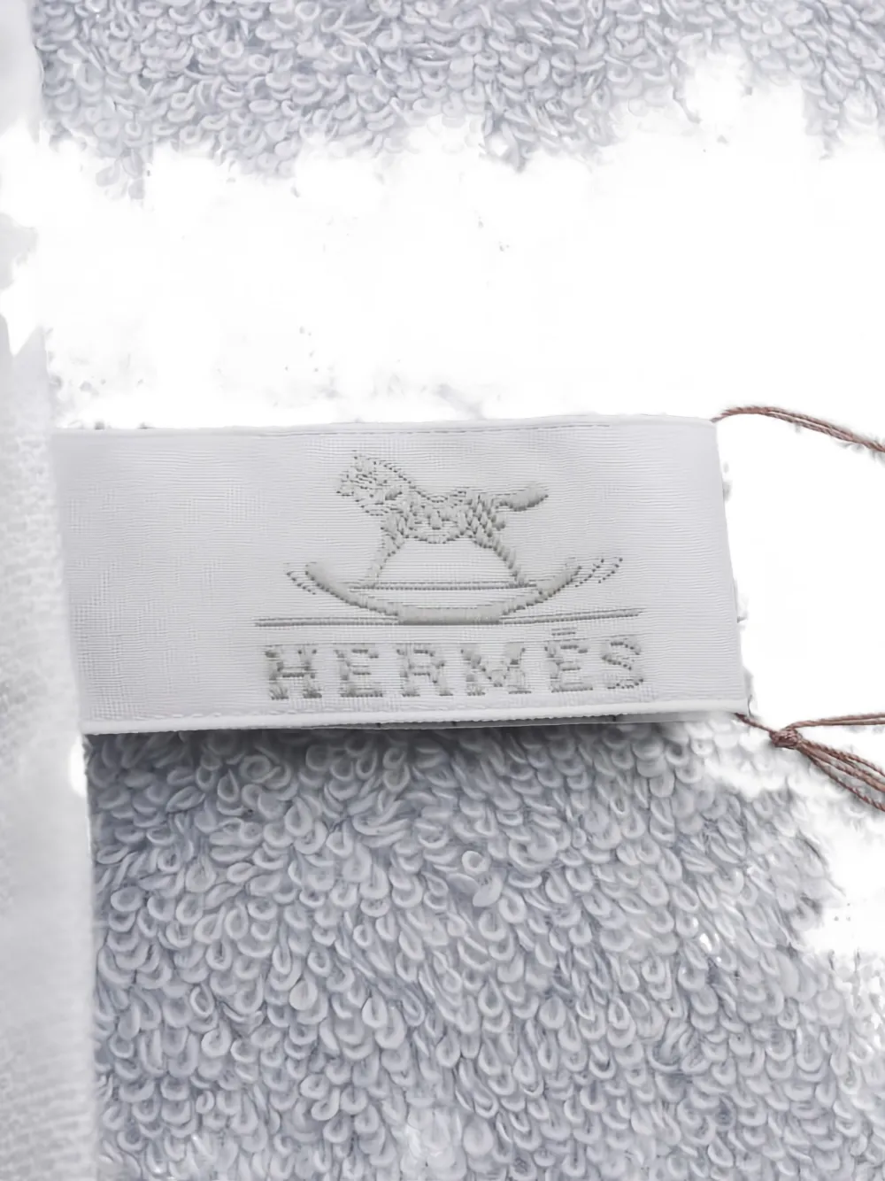 Pre-owned Hermes 2020s Avalon Lettered Towel In White