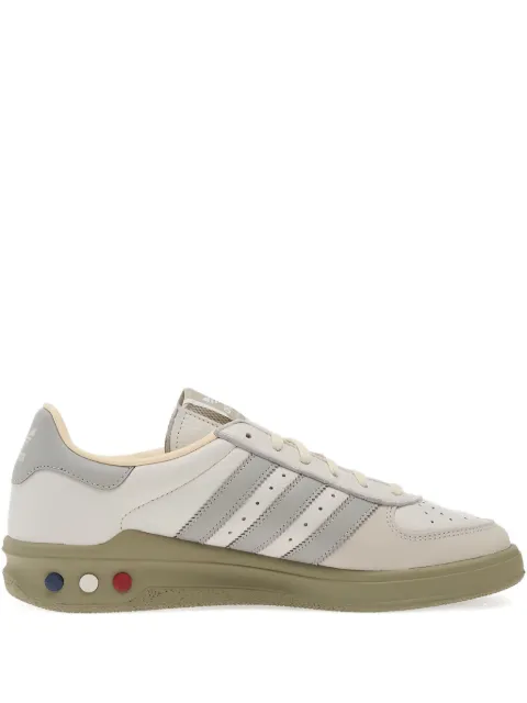 adidas perforated three-stripe Gs II Spzl trainers