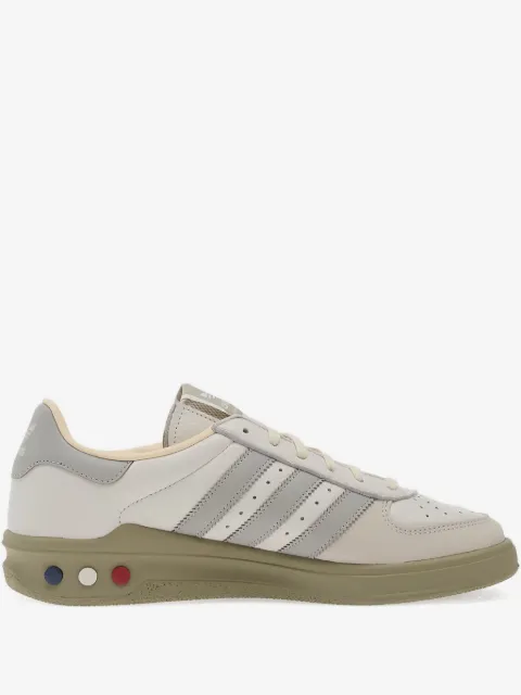 adidas tenis Gs II Spzl con tres rayas y perforaciones