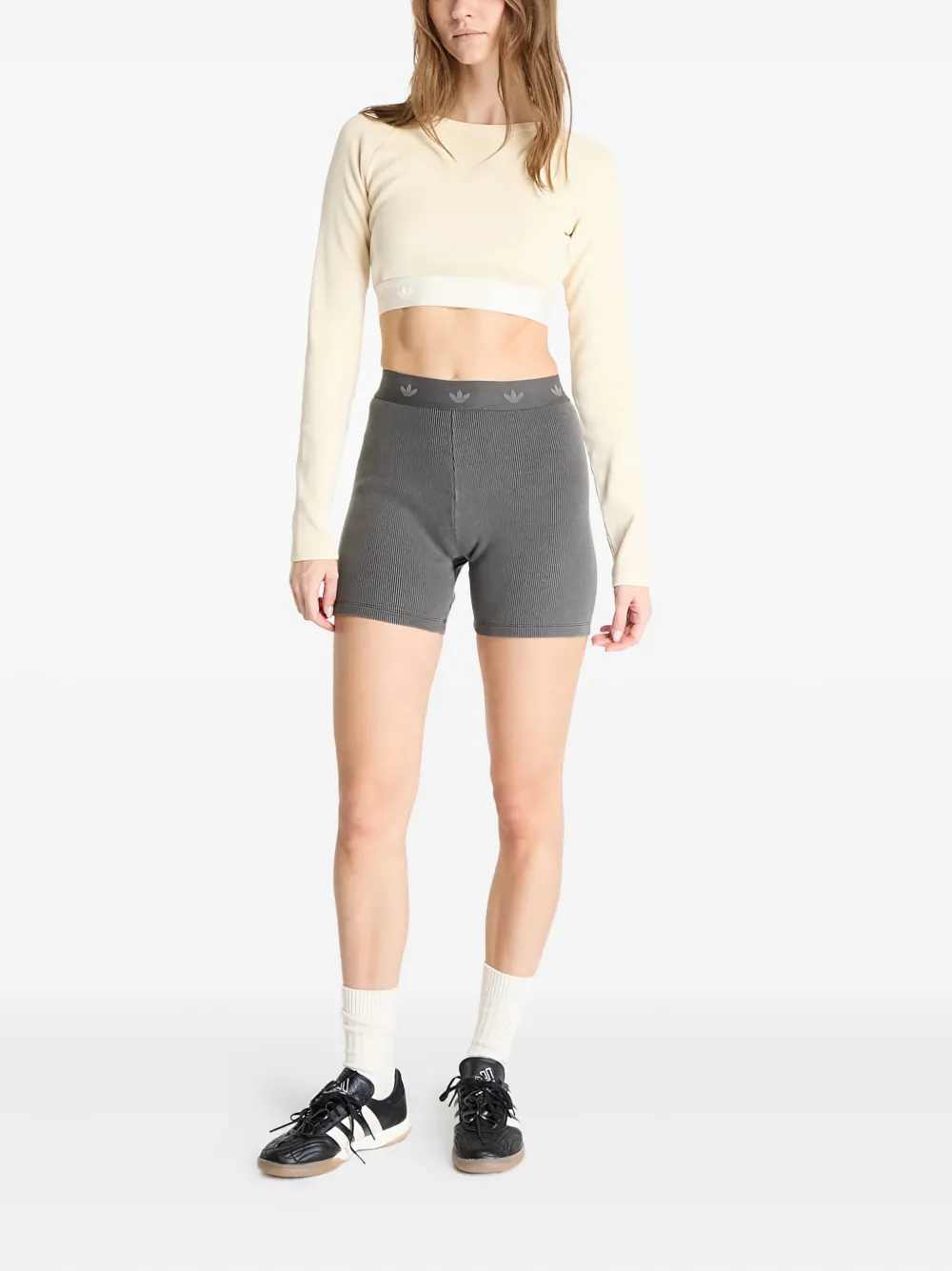 adidas Geribbelde shorts met logo Grijs