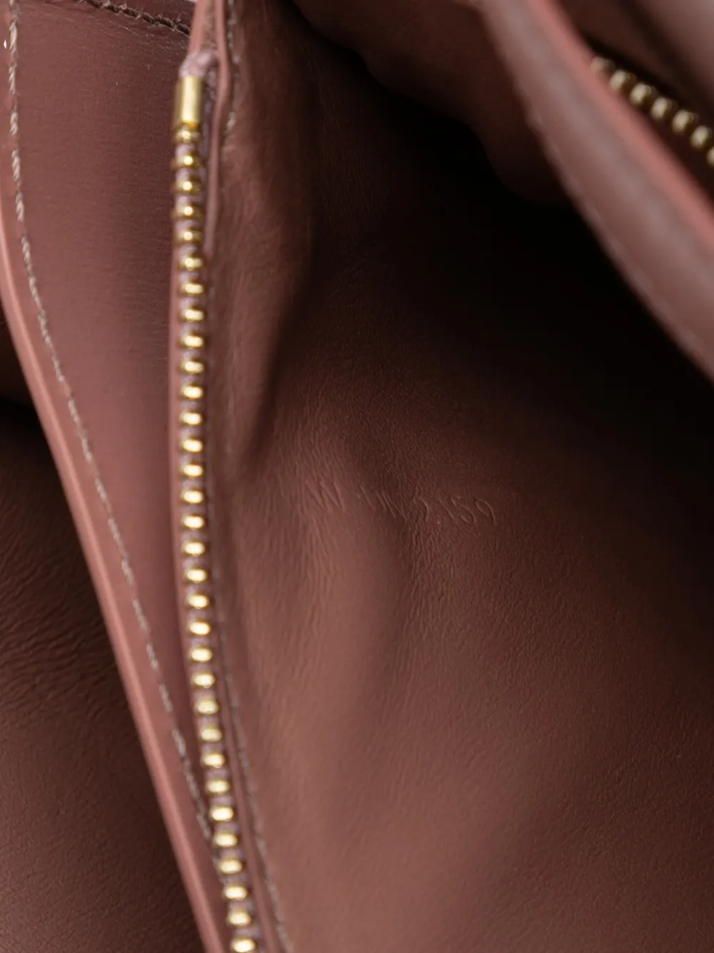 CELINE Pre-owned 2019 Medium Calfskin Classic Box Crossbody Bag In Pink