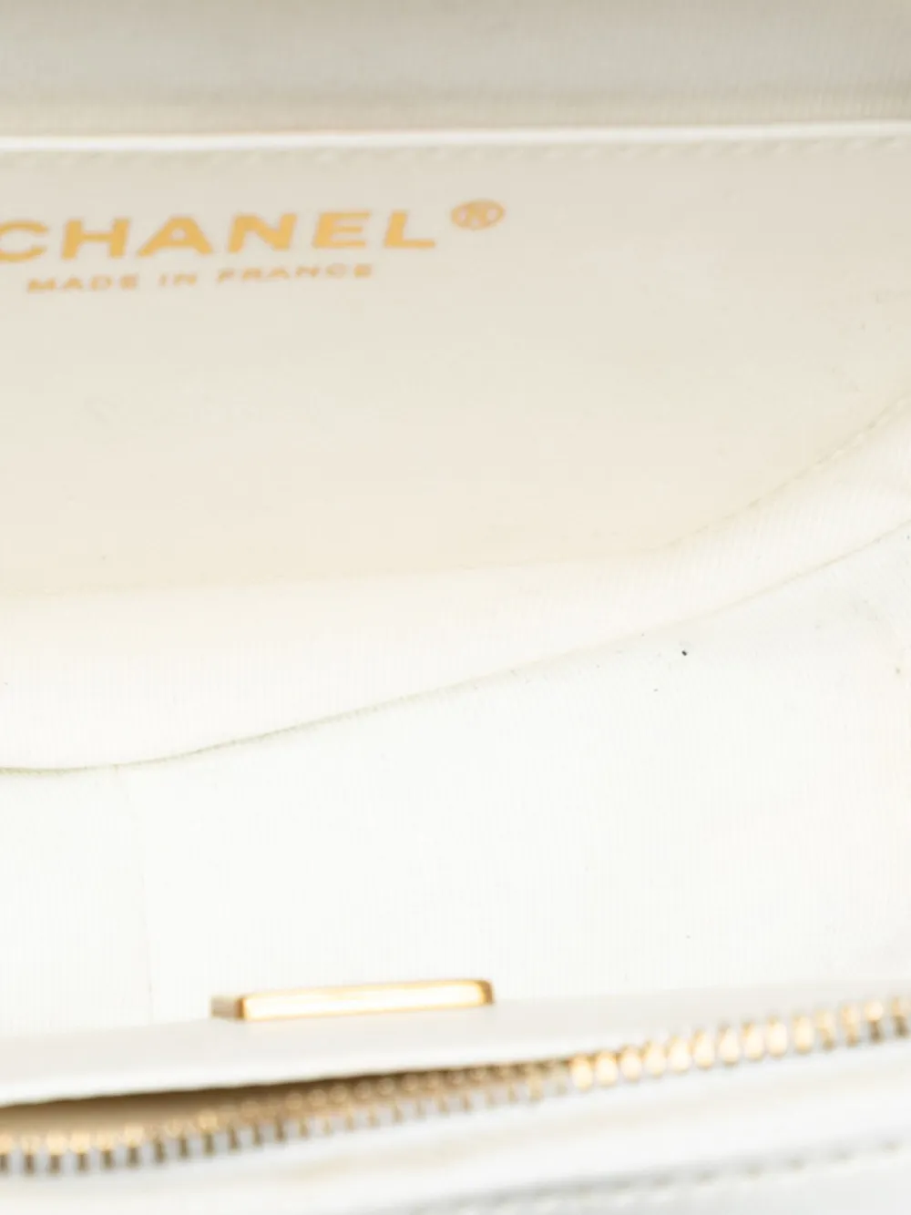 CHANEL Pre-owned 2021-2025 Lambskin Cc In Love Heart Crossbody Bag In White