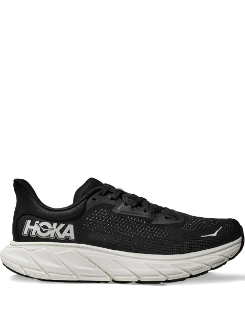 HOKA Arahi 7 logo-print sneakers