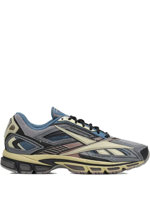 Reebok LTD سنيكر 'بريمير رود ألترا' برباط غلق