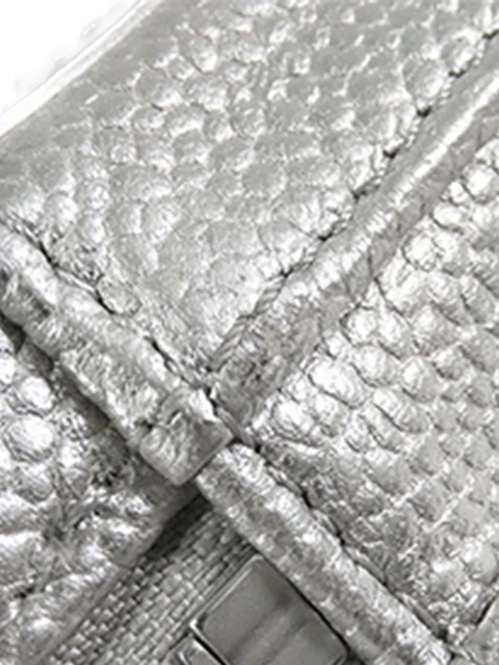 Pre-owned Chanel 2016-2017 Medium Caviar Cc Filigree Vanity Case Satchel In Silver