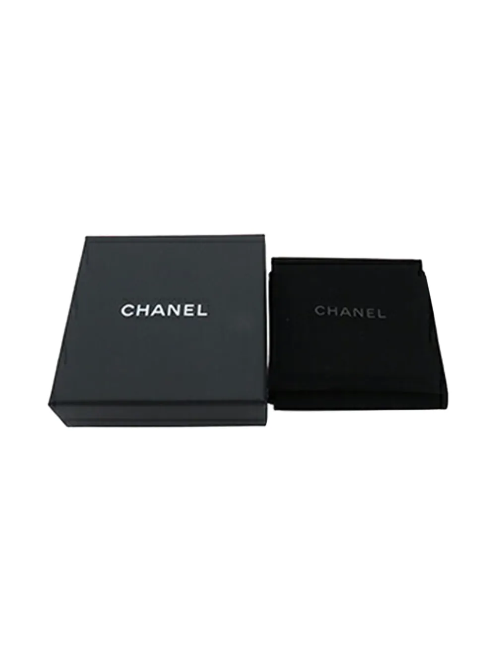 Pre-owned Chanel 2019 Cc Gold Plated Faux Pearl And Rhinestones Brooch Costume Brooch