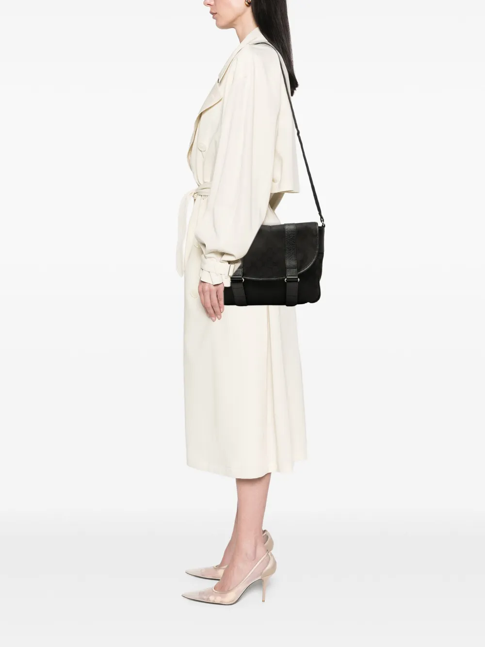 Pre-owned Gucci 2000-2015 Gg Nylon Messenger Bag Crossbody Bag In Black