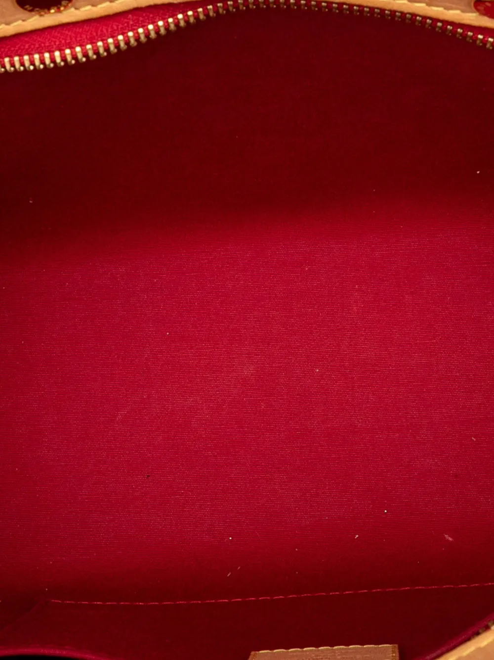 Pre-owned Louis Vuitton 2009 Monogram Vernis Brea Pm Satchel In Red