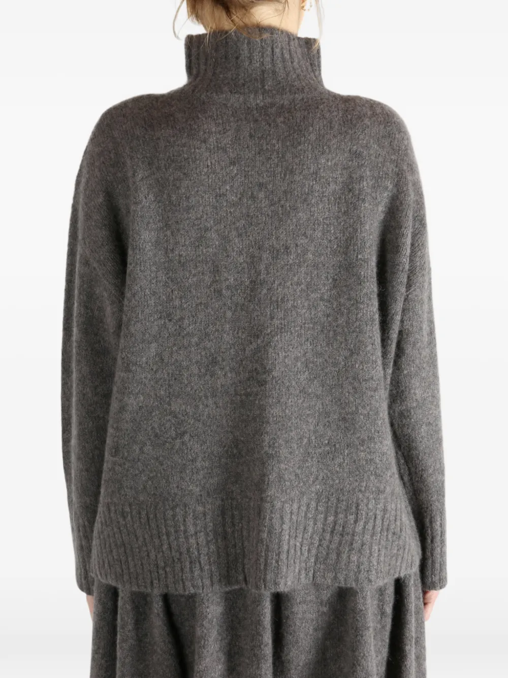 Yangkehan Roll-neck Top In Gray