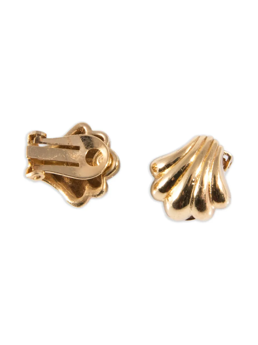 1990s Shell Clip-On Earrings