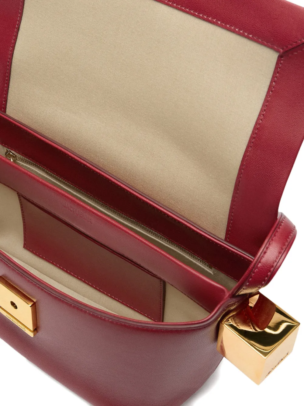 Jacquemus O Rond Carré Shoulder Bag In Red