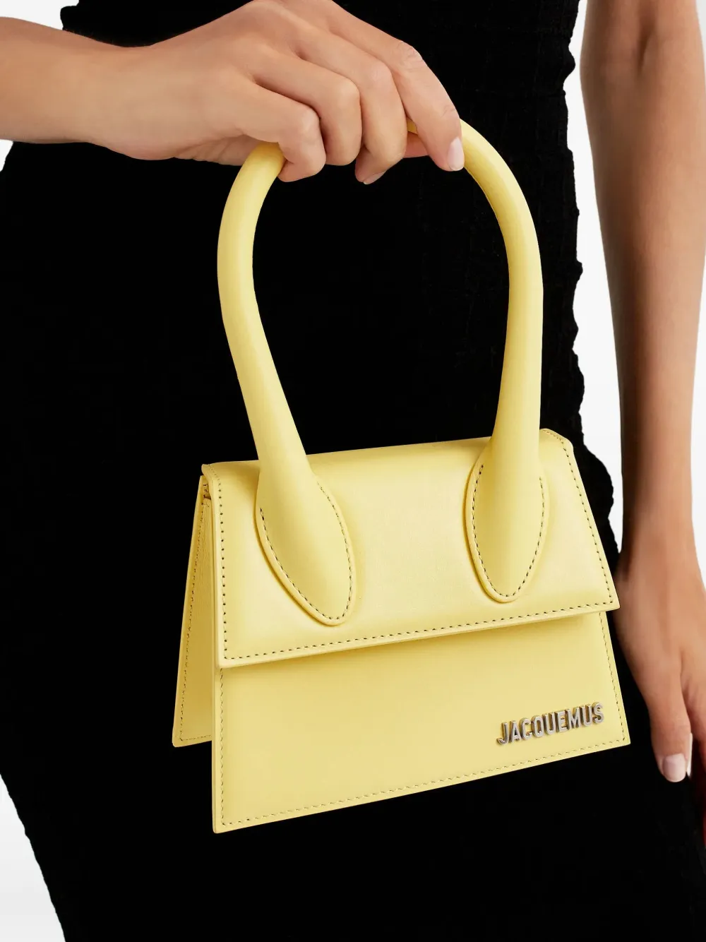 Jacquemus Le Chiquito medium shopper Geel