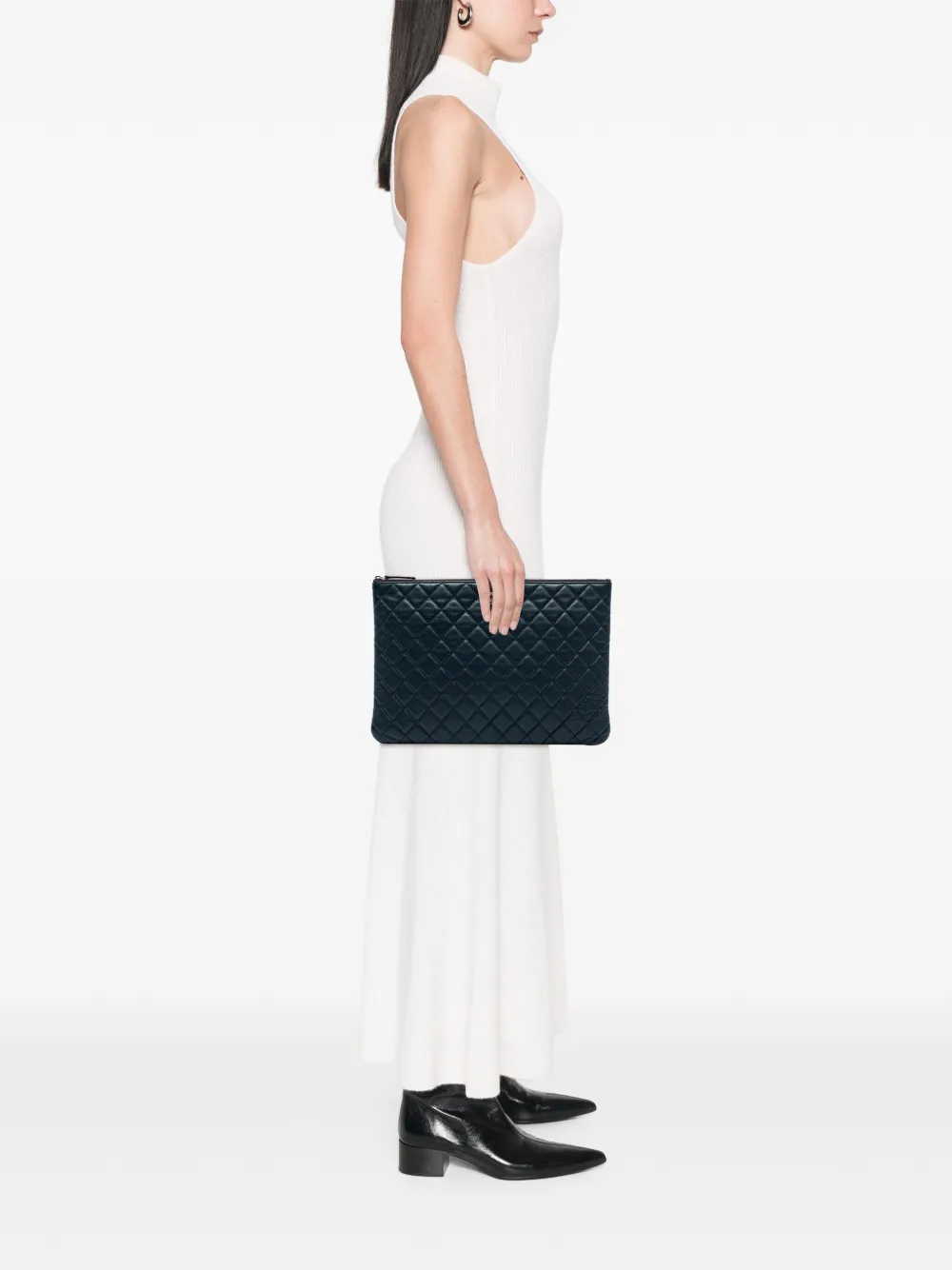 Pre-owned Chanel 2019 Large Quilted Caviar O Case Clutch Bag In Blue