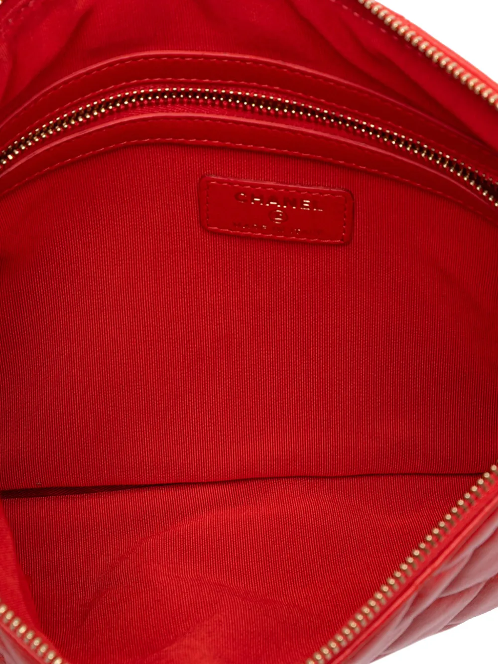 CHANEL Pre-owned 2016-2017 Medium Quilted Lambskin O Case Clutch Bag In Red