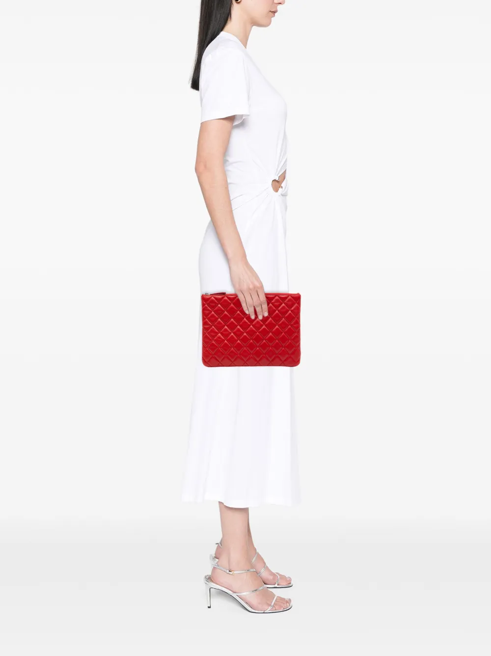 CHANEL Pre-owned 2016-2017 Medium Quilted Lambskin O Case Clutch Bag In Red