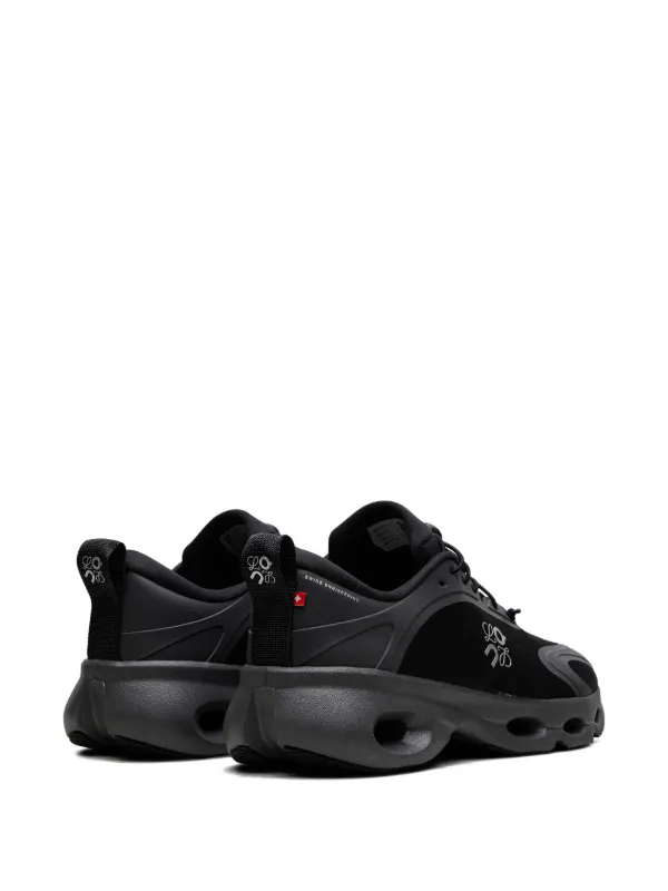 On x Loewe Cloudsolo スニーカー | ブラック | FARFETCH JP
